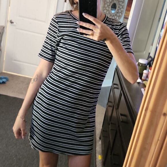 Boohoo Dress  - Picture 4 of 4